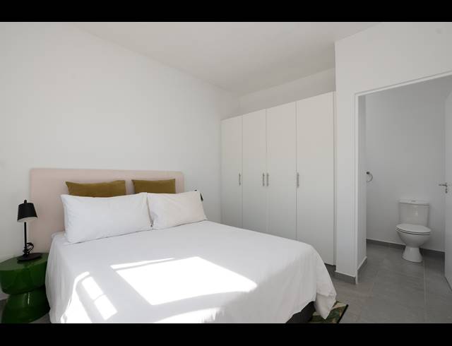 3 BEDROOM APARTMENT FOR SALE IN SHEFFIELD BEACH
